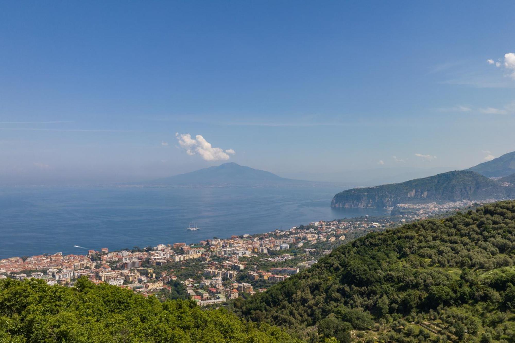 I Monolocali Appartement SantʼAgata sui Due Golfi Buitenkant foto